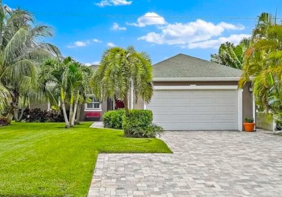 7015 BAY ST, ST PETE BEACH, FL, 33706