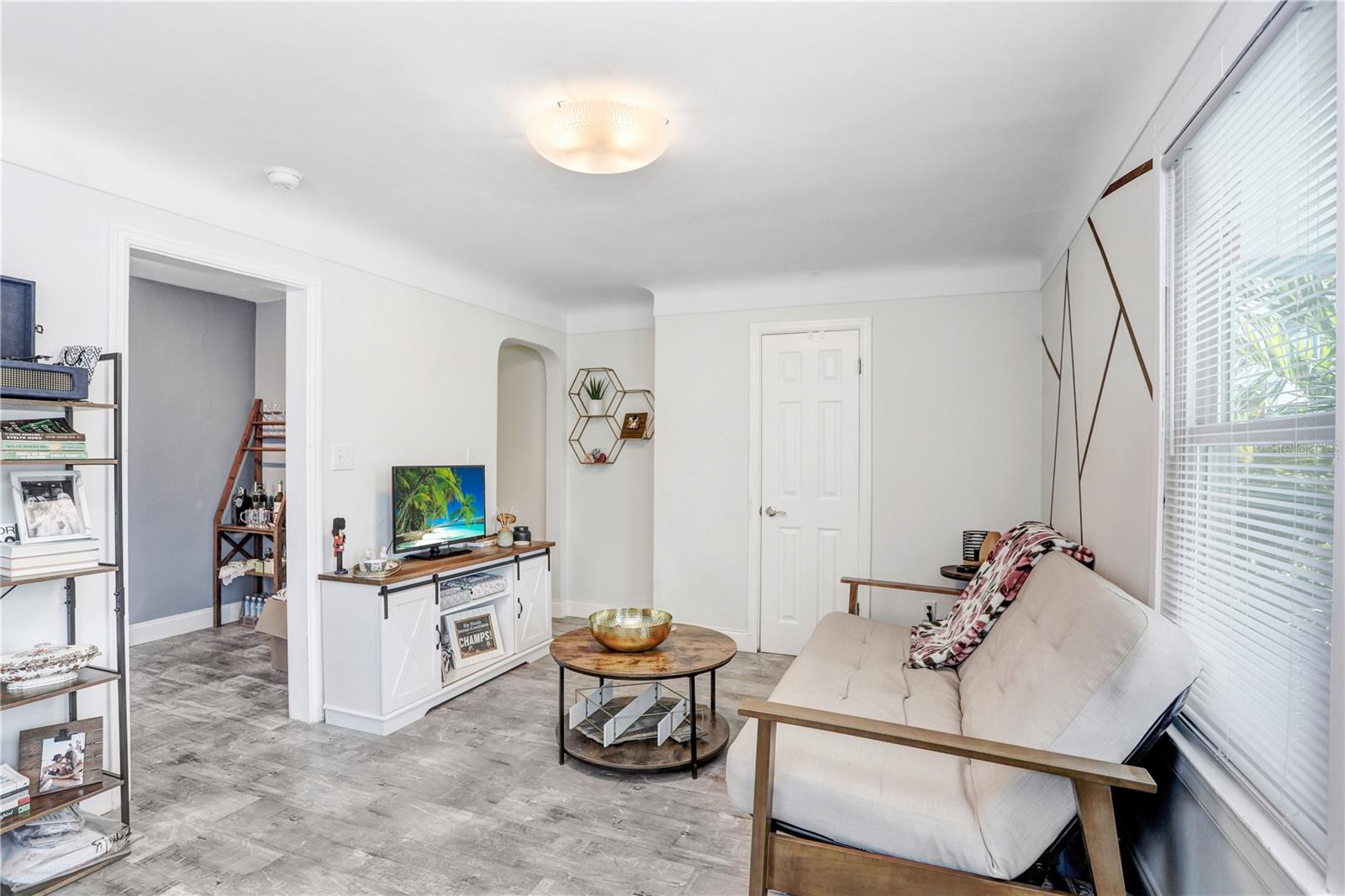 2483 13TH AVE N, ST PETERSBURG, FL, 33713