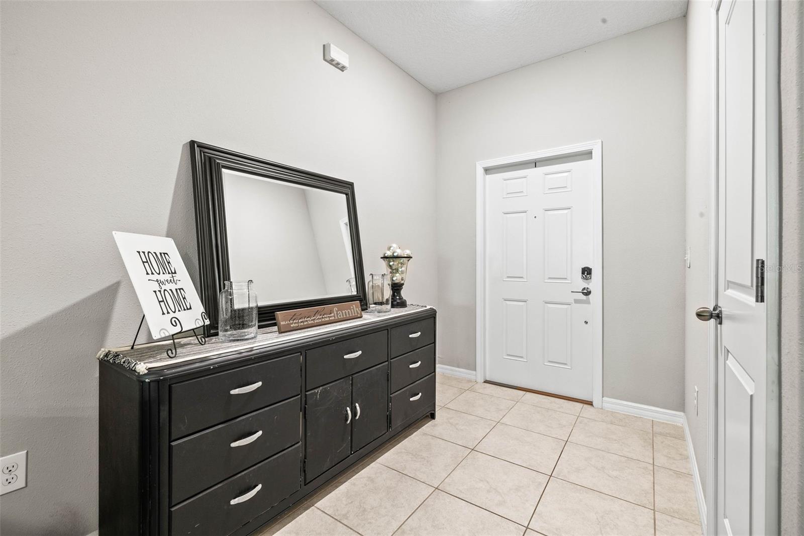 9636 PEMBROOKE PINES DR, SUN CITY CENTER, FL, 33573