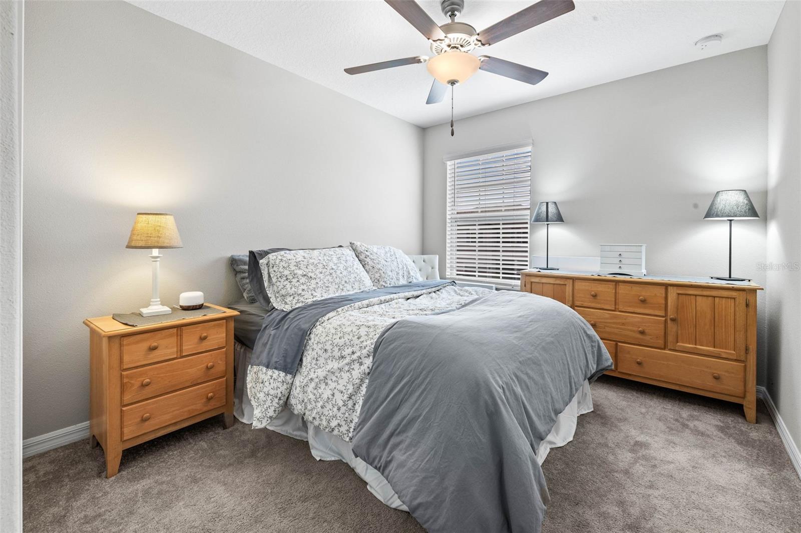 9636 PEMBROOKE PINES DR, SUN CITY CENTER, FL, 33573