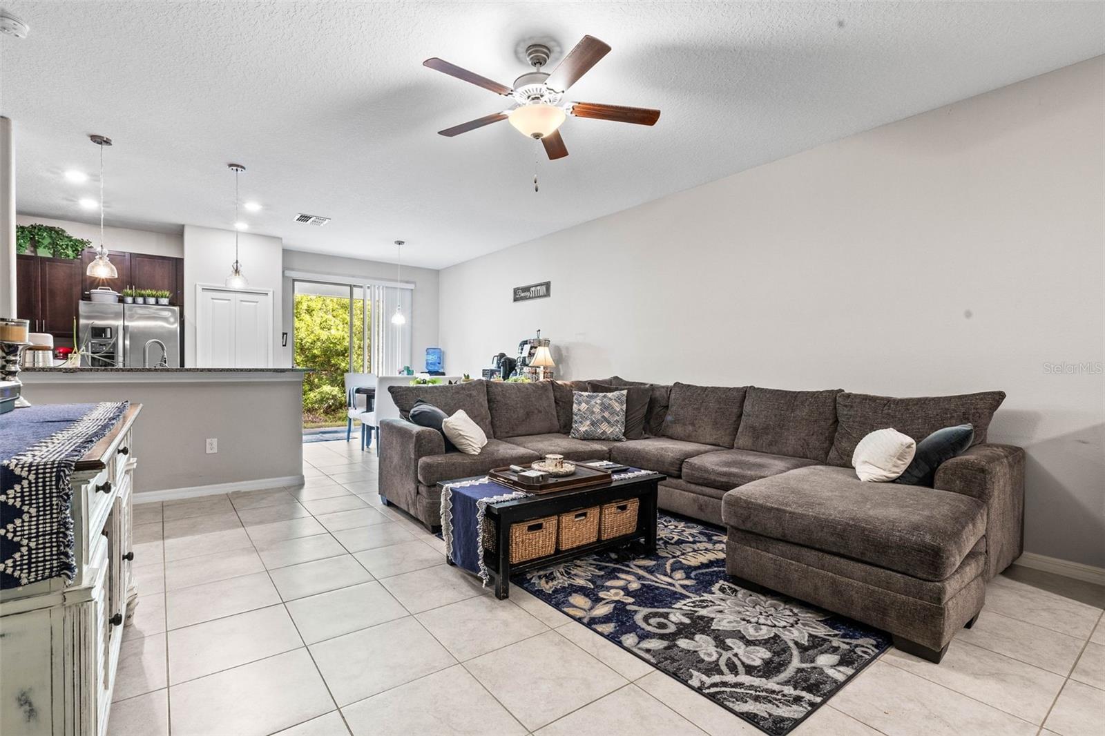 9636 PEMBROOKE PINES DR, SUN CITY CENTER, FL, 33573