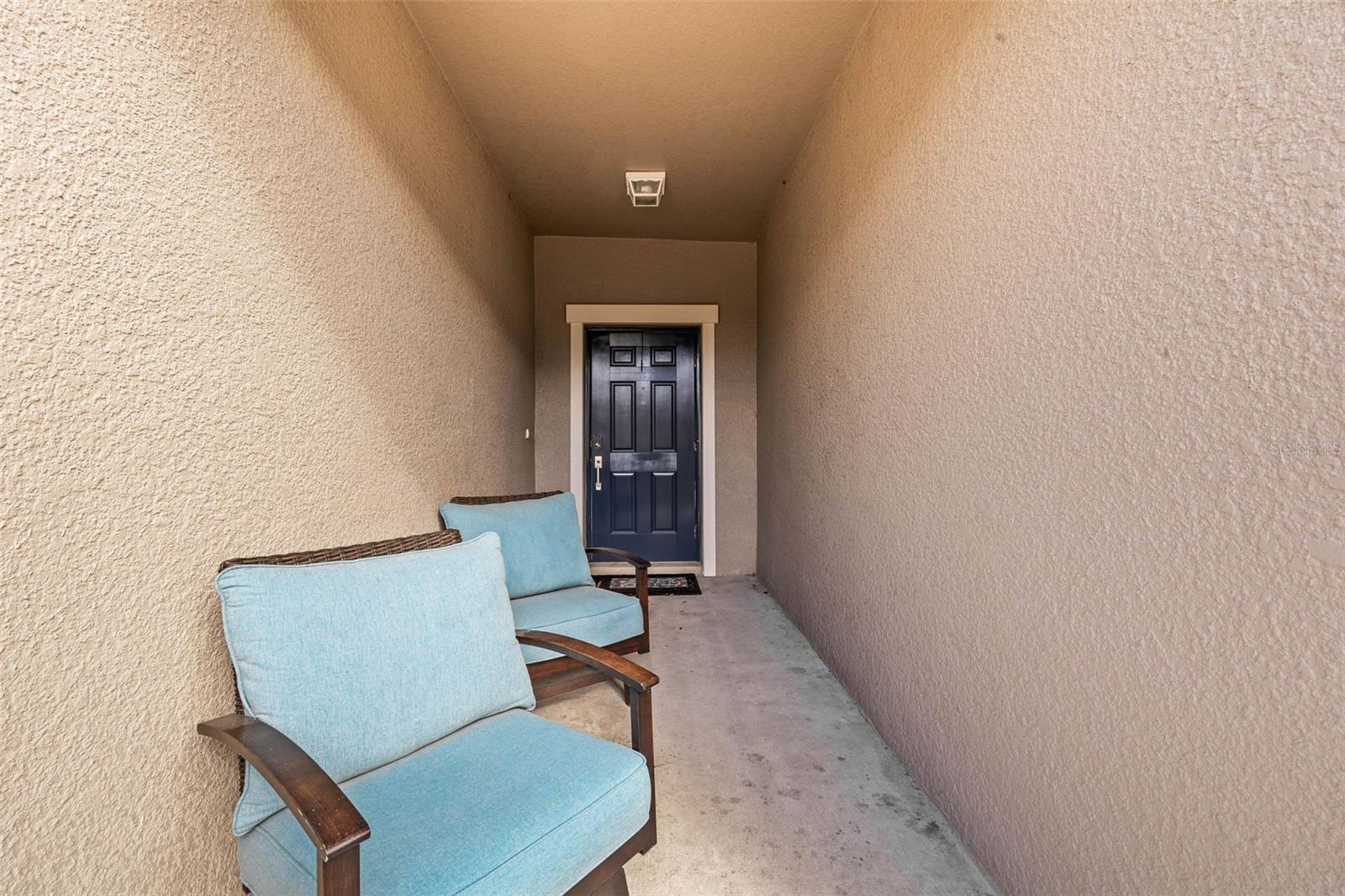 9636 PEMBROOKE PINES DR, SUN CITY CENTER, FL, 33573