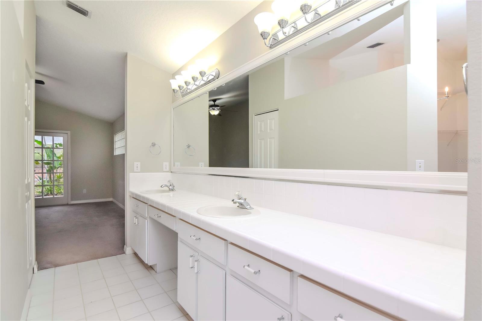 13012 CREEK MANOR CT, RIVERVIEW, FL, 33569