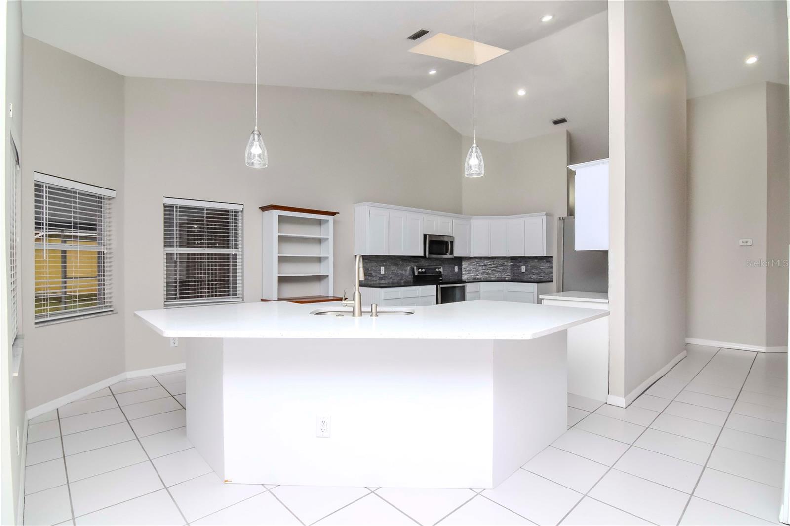 13012 CREEK MANOR CT, RIVERVIEW, FL, 33569