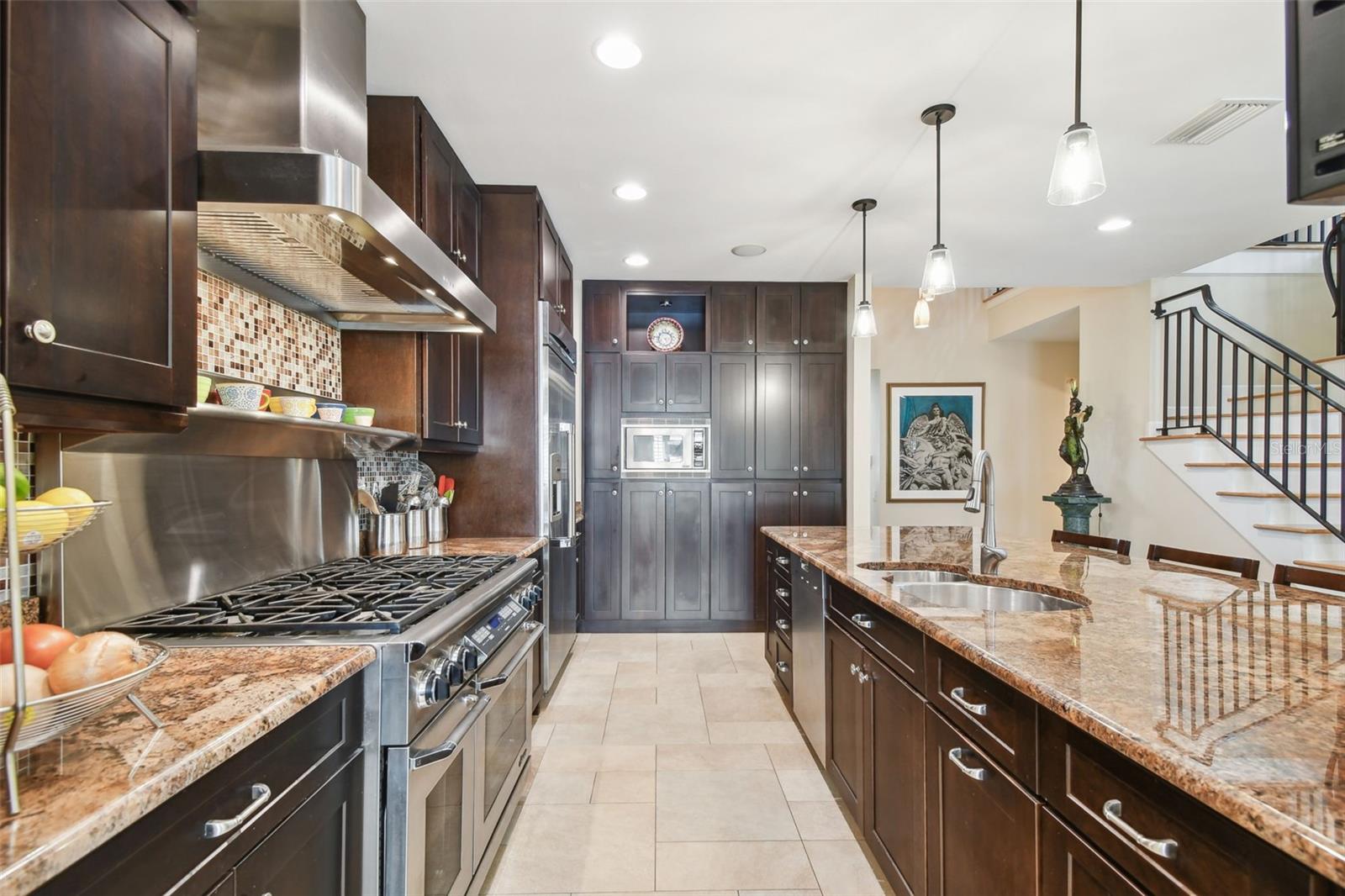 3314 W BARCELONA ST, TAMPA, FL, 33629