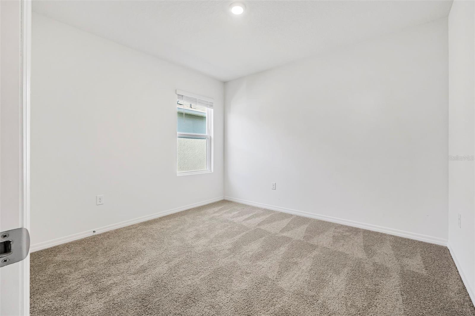 1702 MYRTLEBROOKE DR, EDGEWATER, FL, 32141