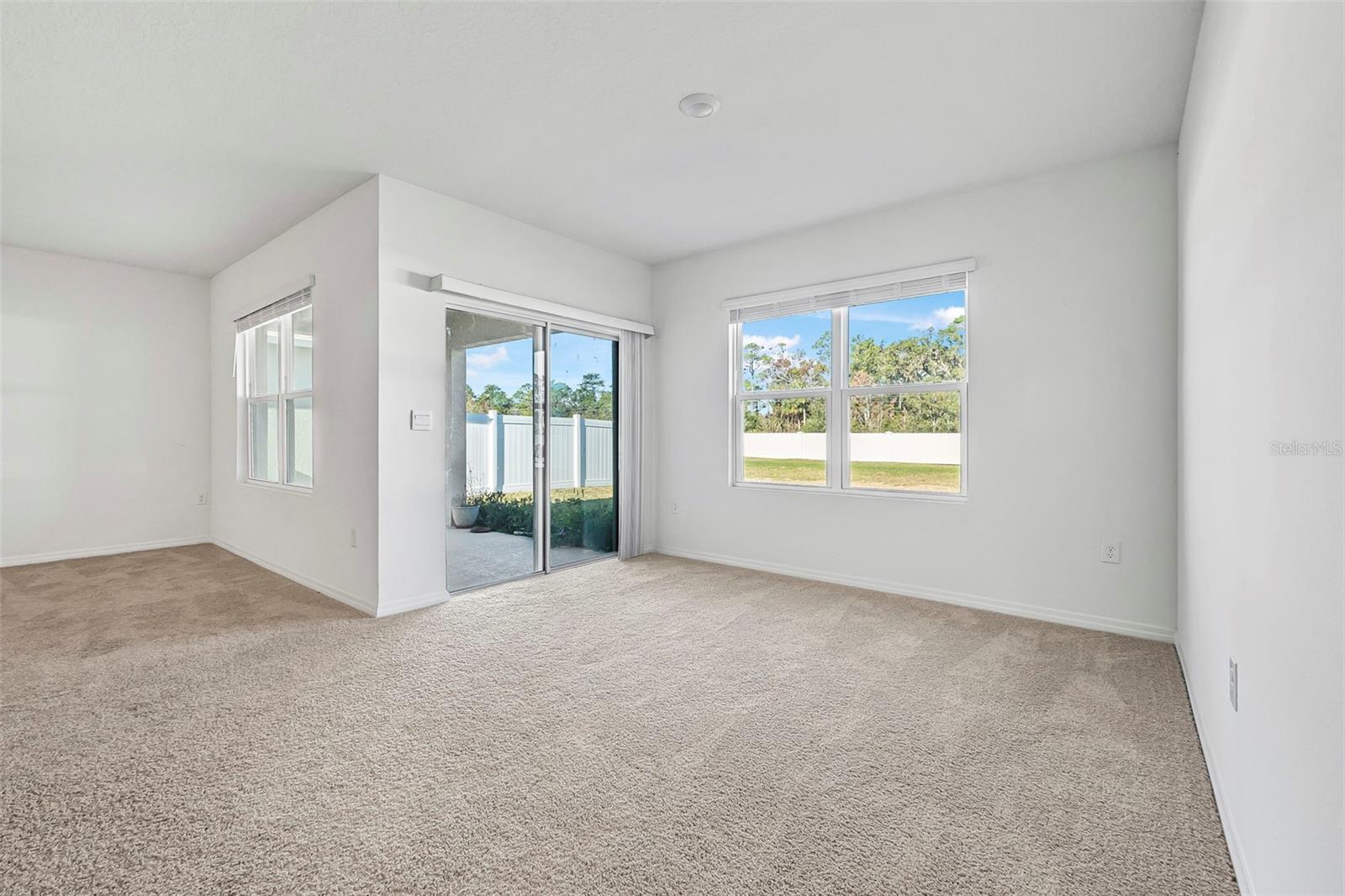 1702 MYRTLEBROOKE DR, EDGEWATER, FL, 32141