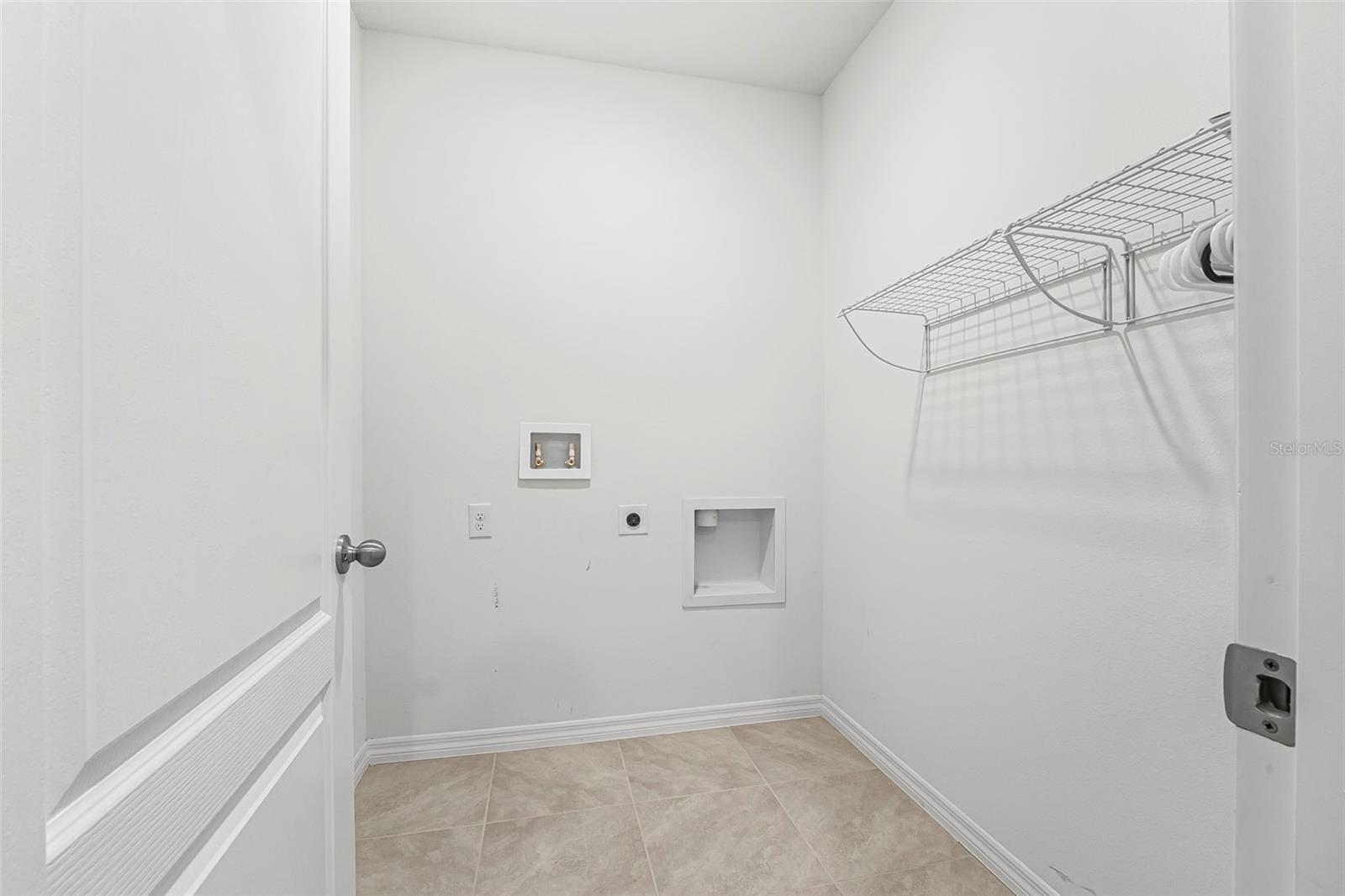 1702 MYRTLEBROOKE DR, EDGEWATER, FL, 32141