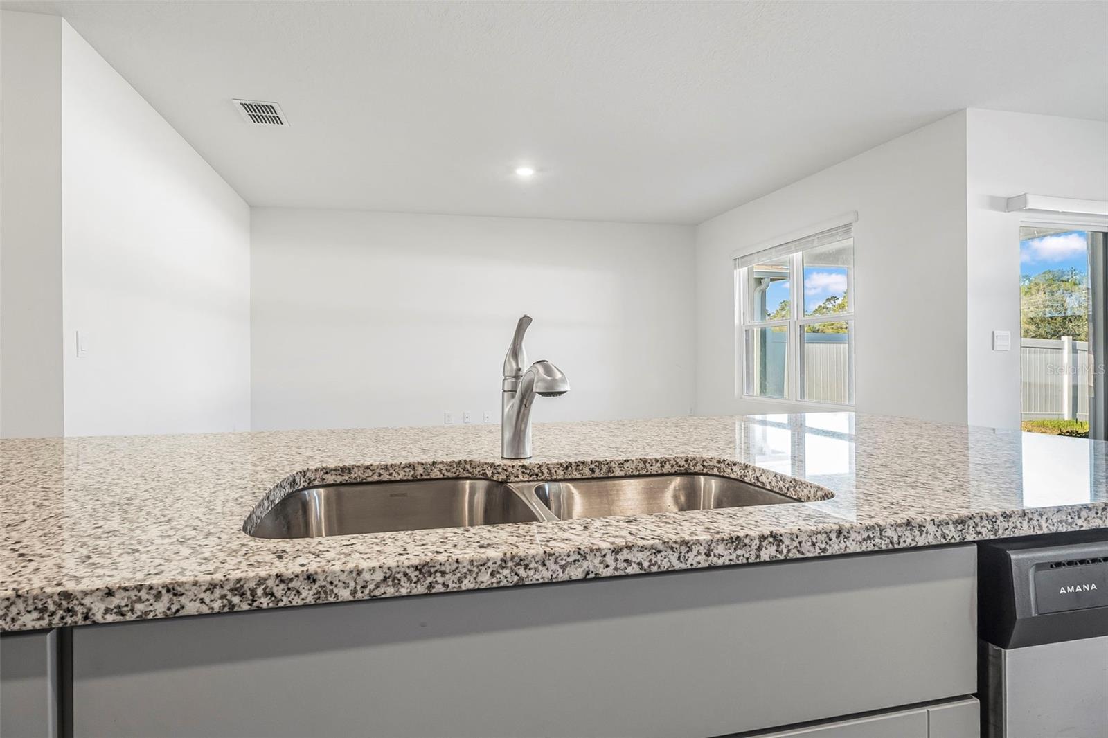 1702 MYRTLEBROOKE DR, EDGEWATER, FL, 32141