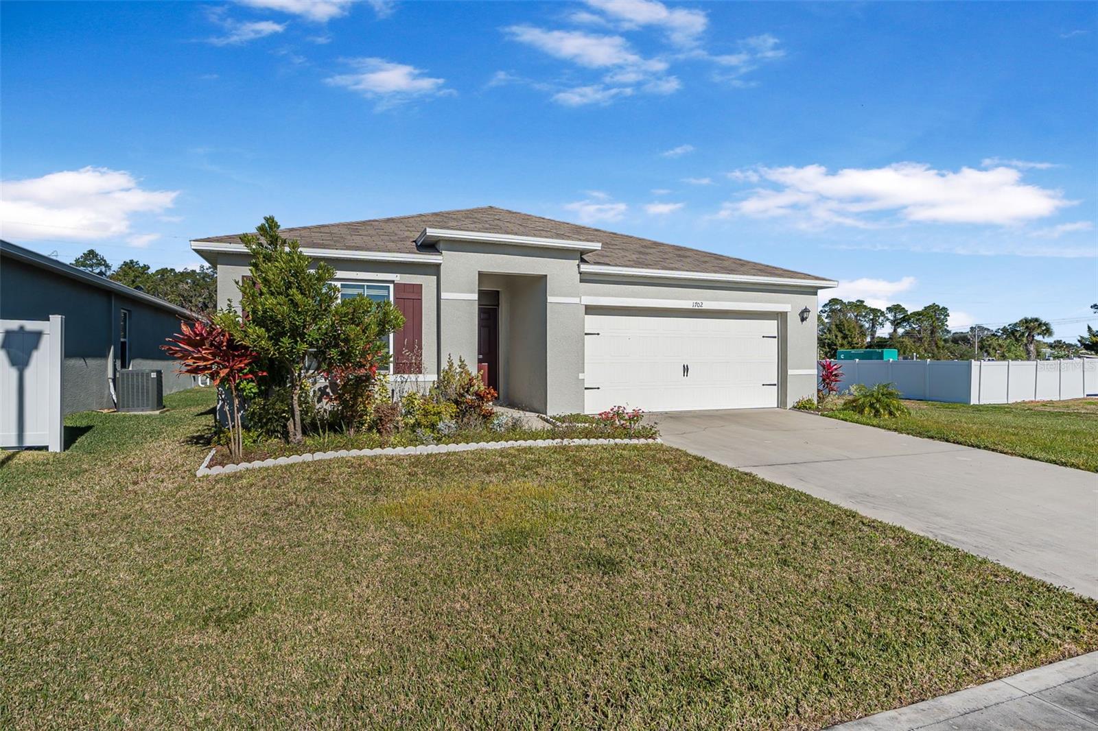 1702 MYRTLEBROOKE DR, EDGEWATER, FL, 32141