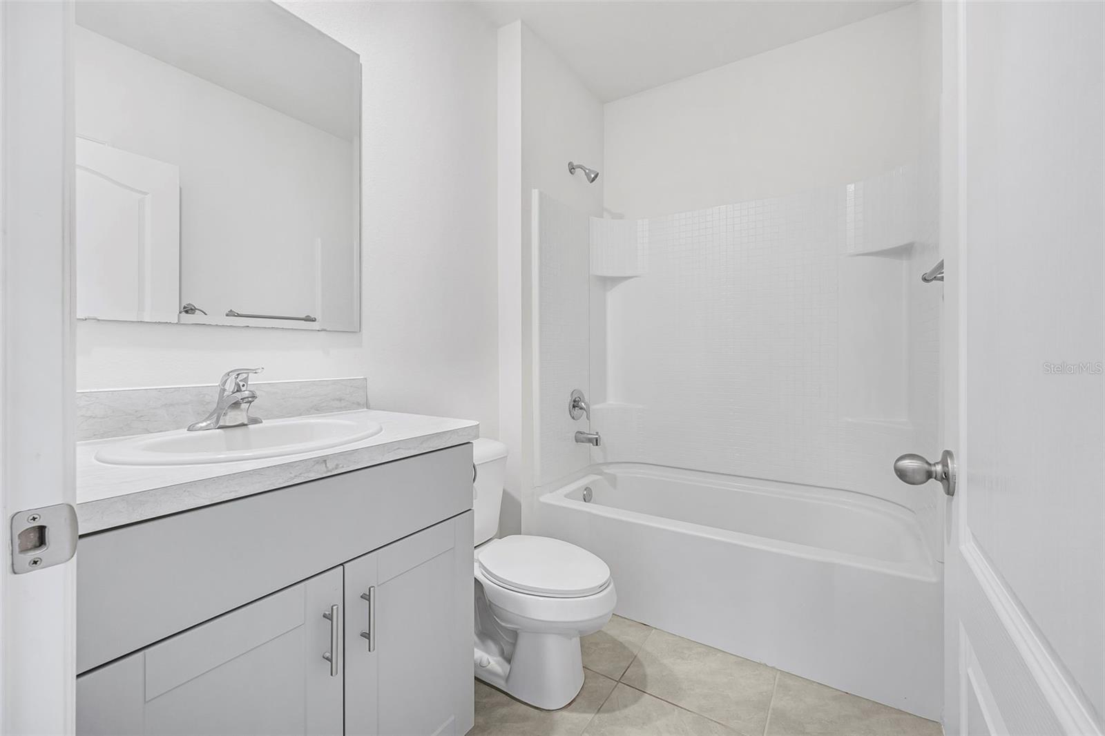 1702 MYRTLEBROOKE DR, EDGEWATER, FL, 32141