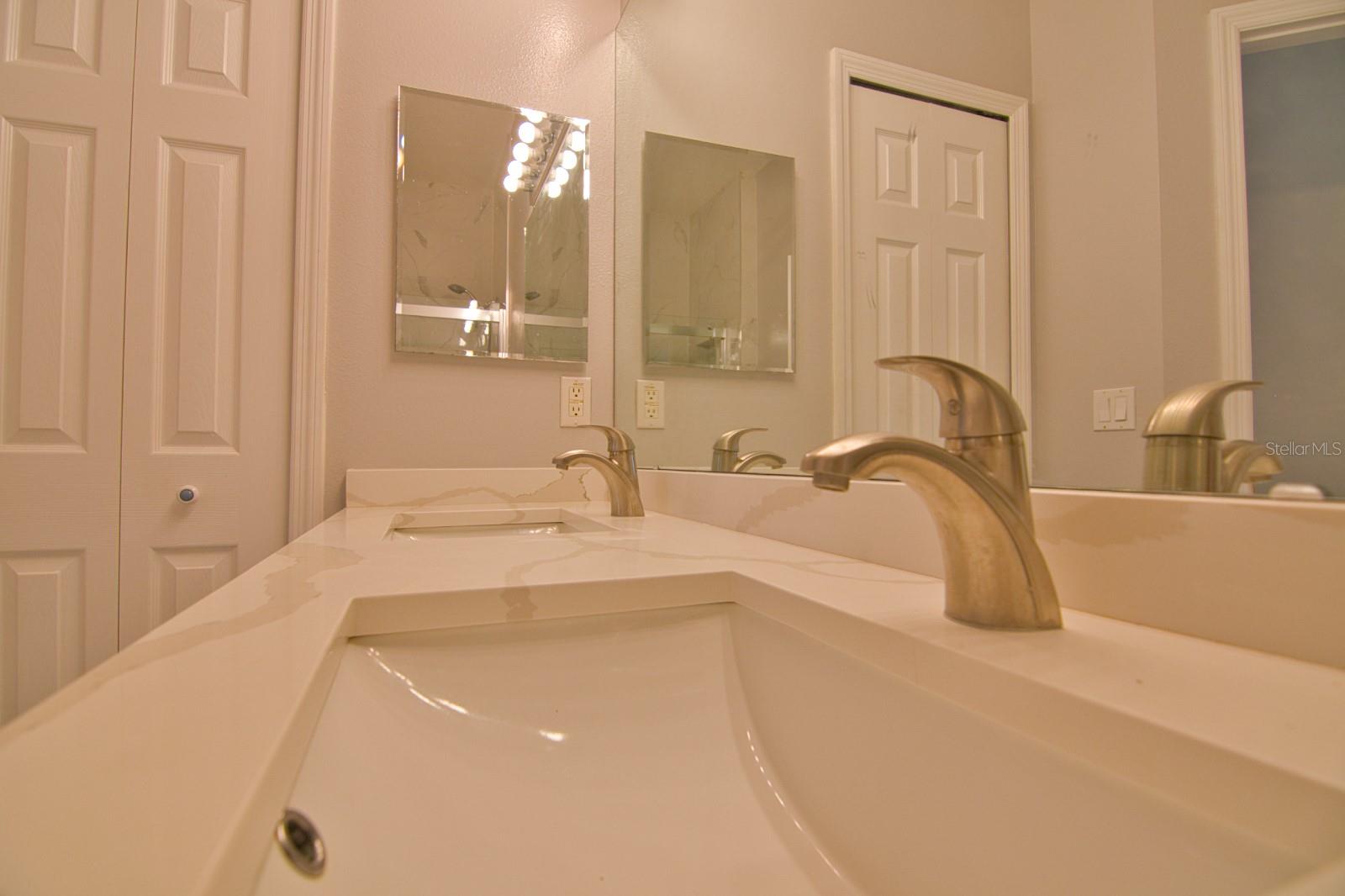 4911 SANTA CLARA DR, ORLANDO, FL, 32837