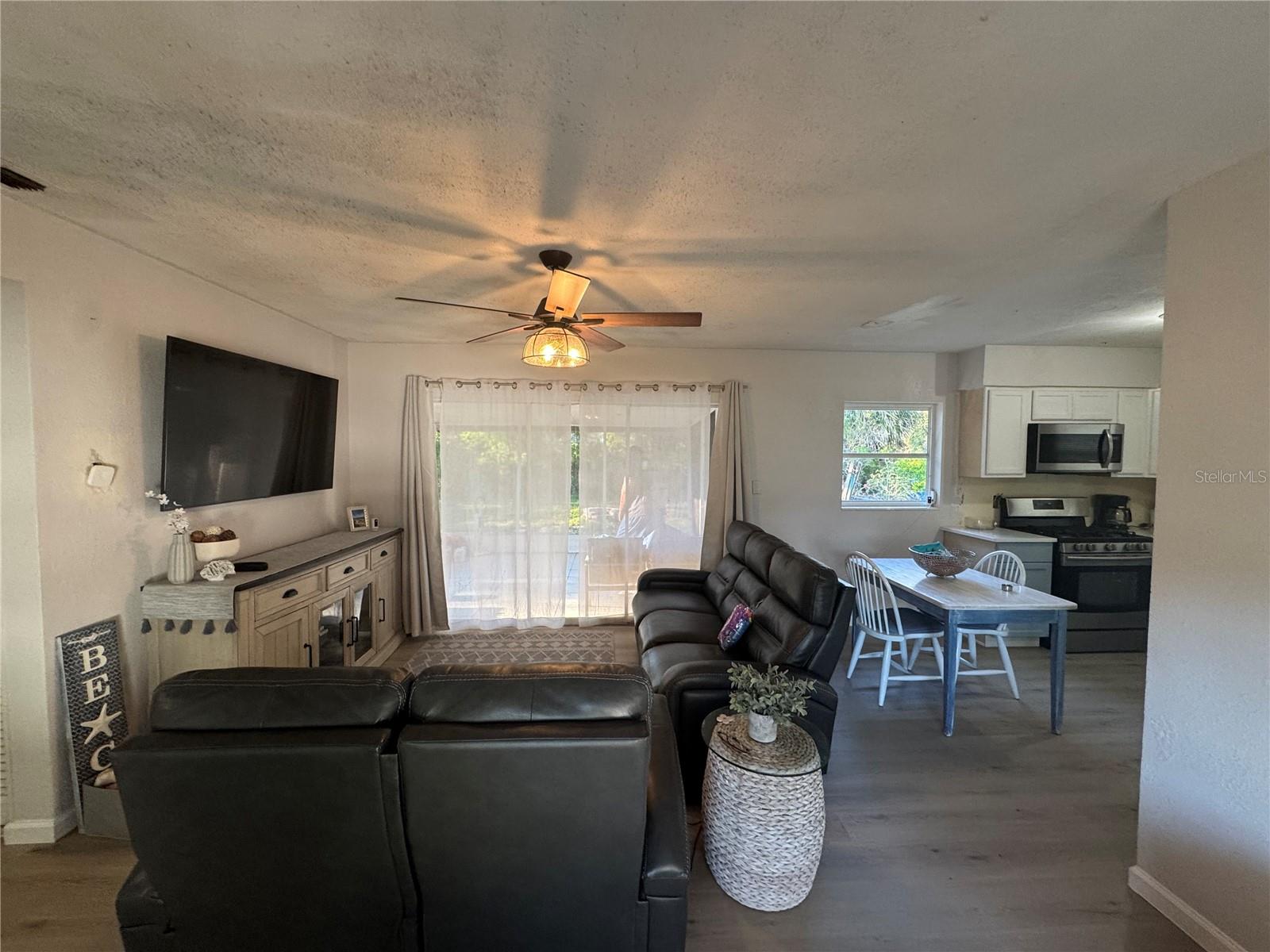7085 DELTA WAY, CLEARWATER, FL, 33764