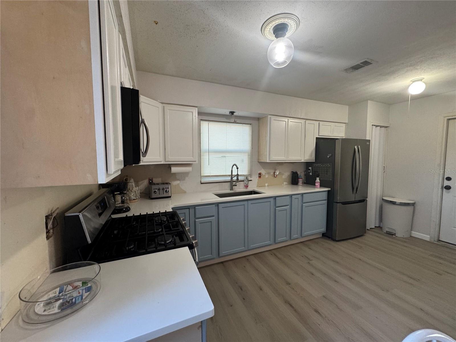7085 DELTA WAY, CLEARWATER, FL, 33764