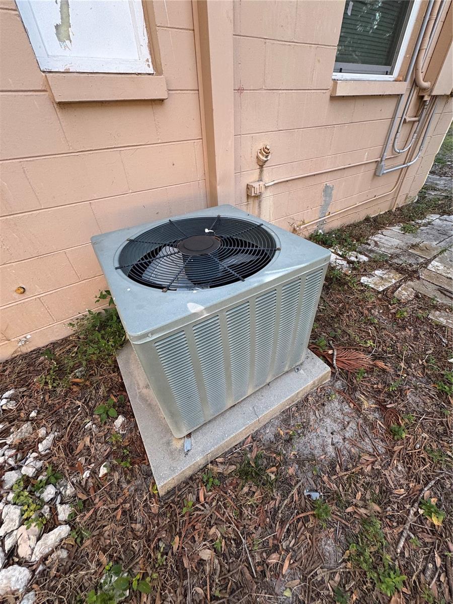 7085 DELTA WAY, CLEARWATER, FL, 33764