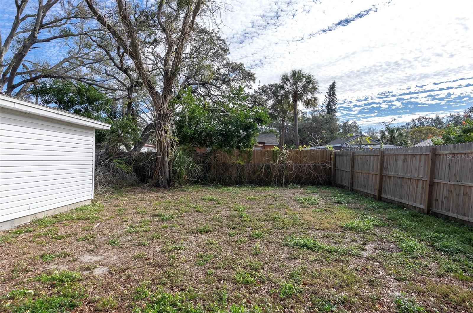 1575 S MARTIN LUTHER KING JR AVE, CLEARWATER, FL, 33756