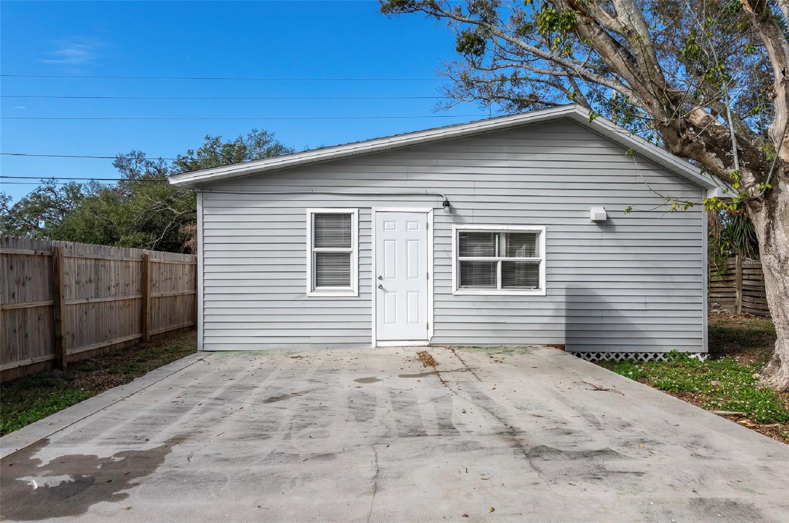 1575 S MARTIN LUTHER KING JR AVE, CLEARWATER, FL, 33756