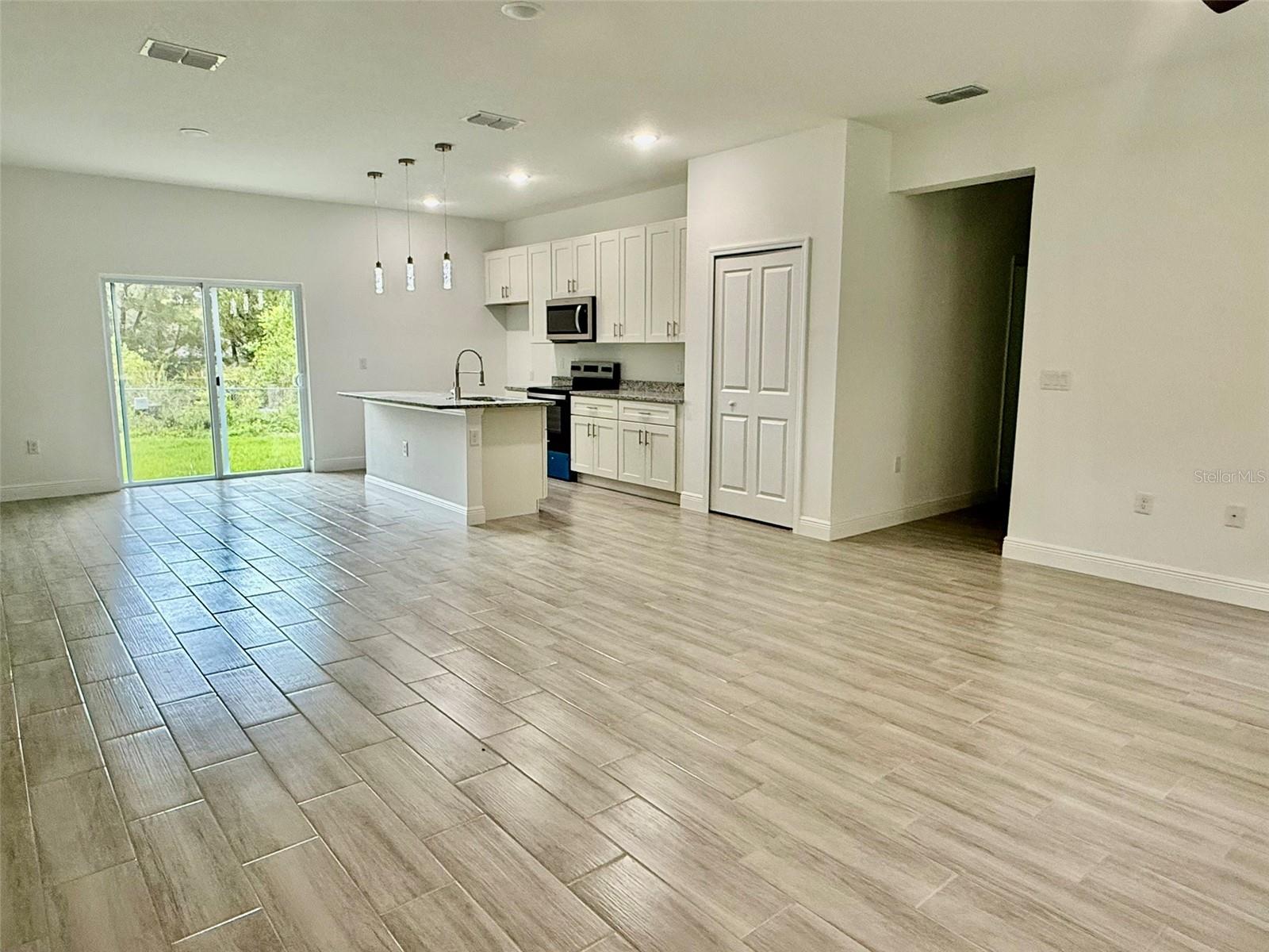 10651 N MATARO AVE, CITRUS SPRINGS, FL, 34434