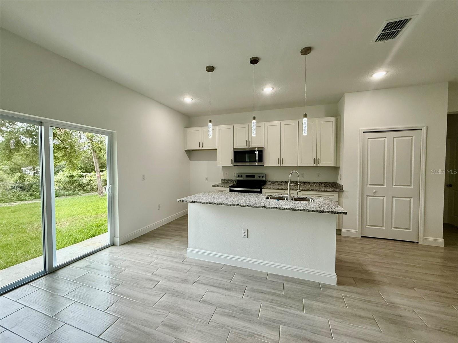 10651 N MATARO AVE, CITRUS SPRINGS, FL, 34434