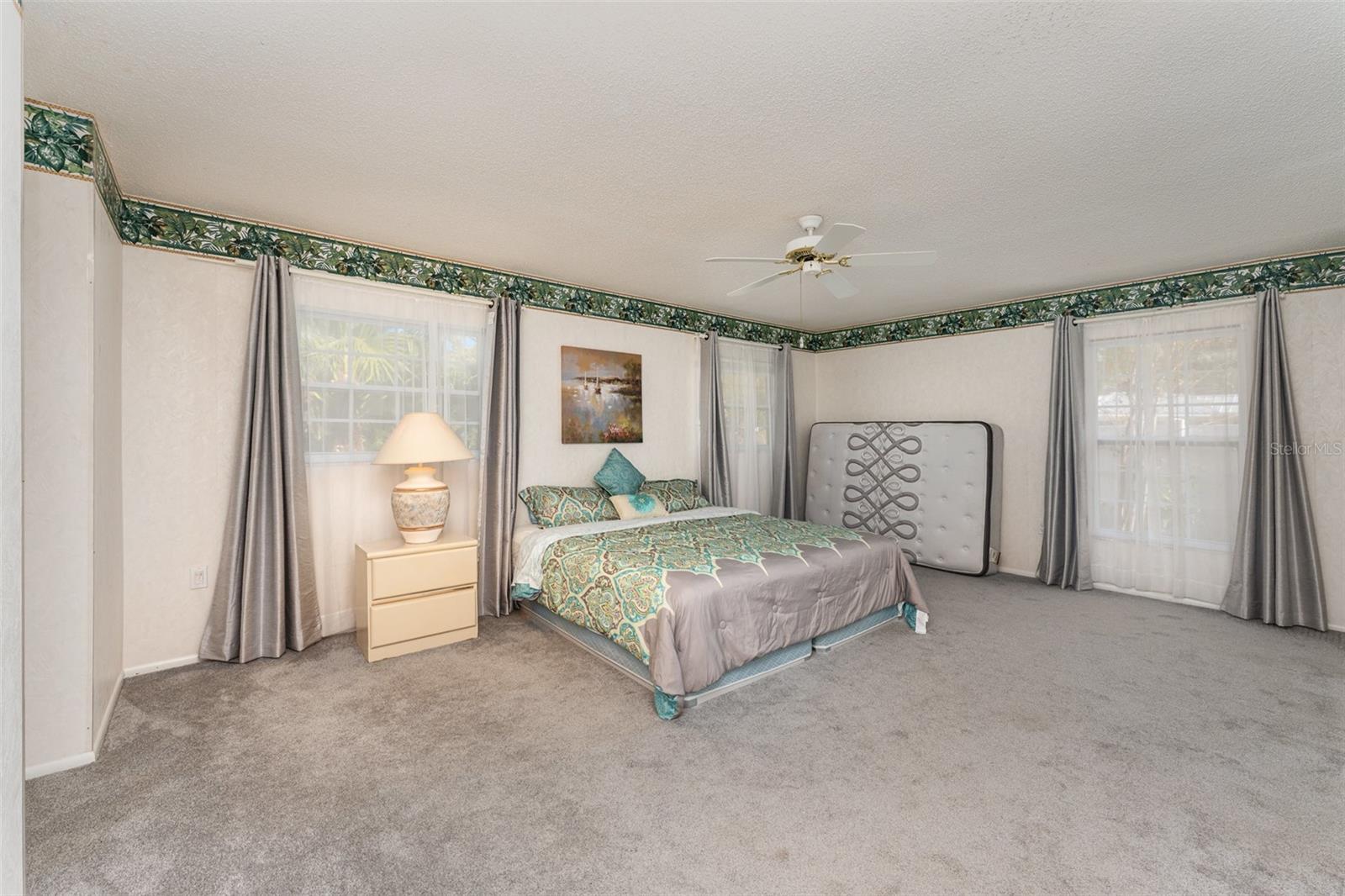 4104 AVENIDA MADERA, BRADENTON, FL, 34210