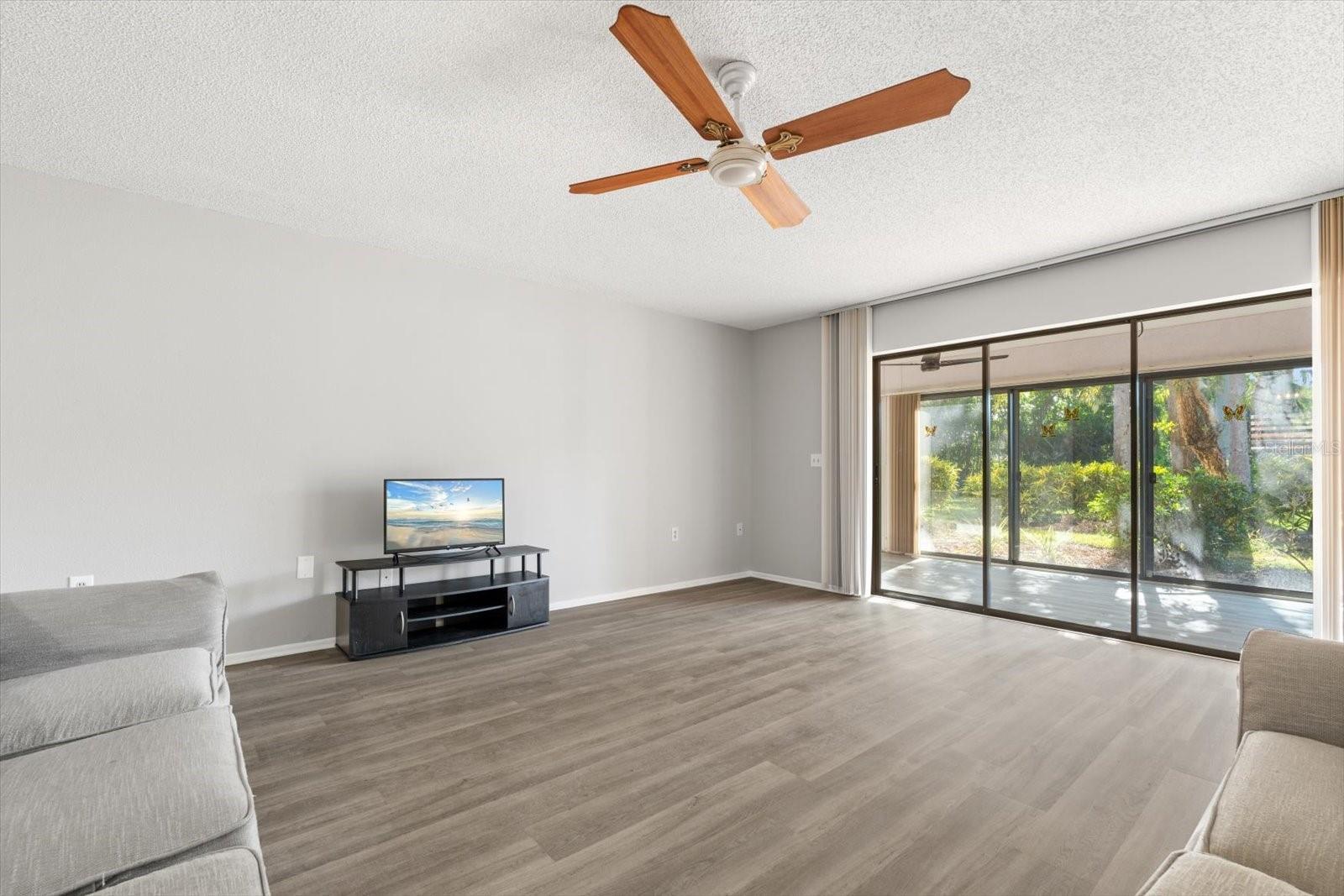 151 WILD PALM DR #151, BRADENTON, FL, 34210