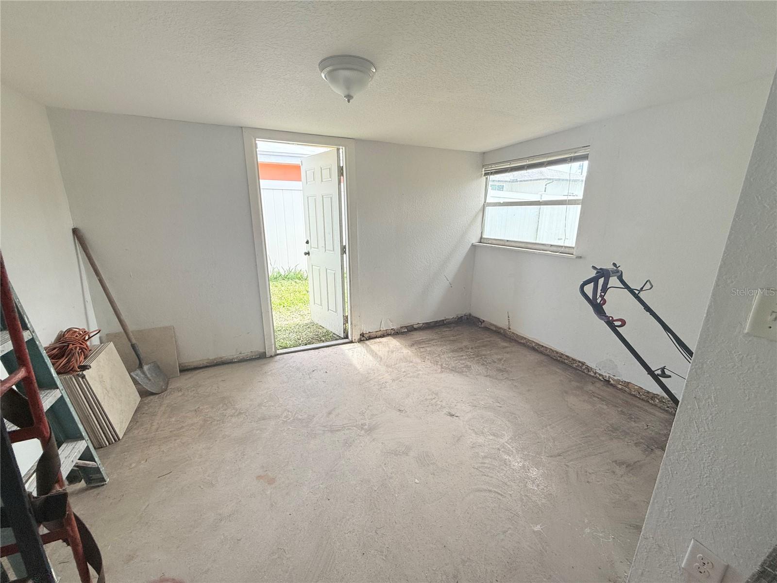 1905 MYRTLE AVE, PUNTA GORDA, FL, 33950