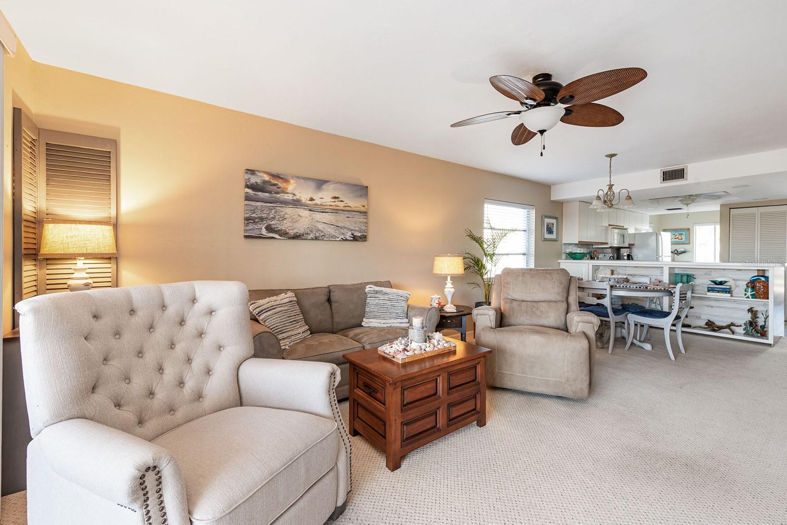 D6139916 Property Photo