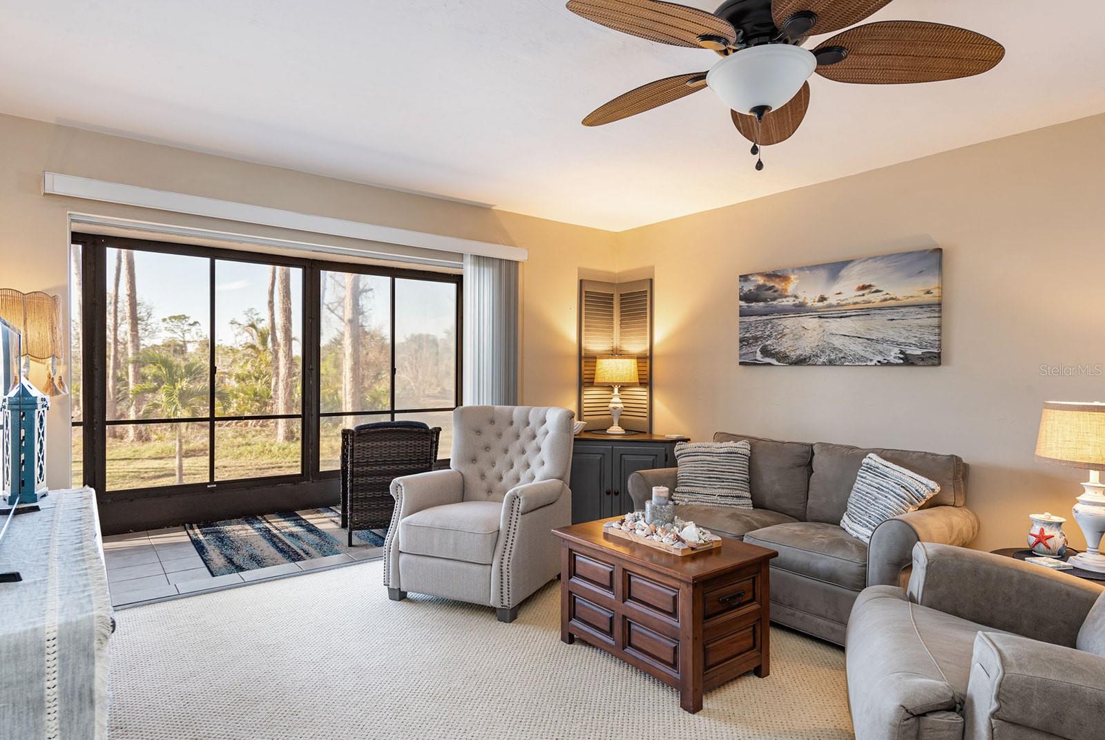 D6139916 Property Photo