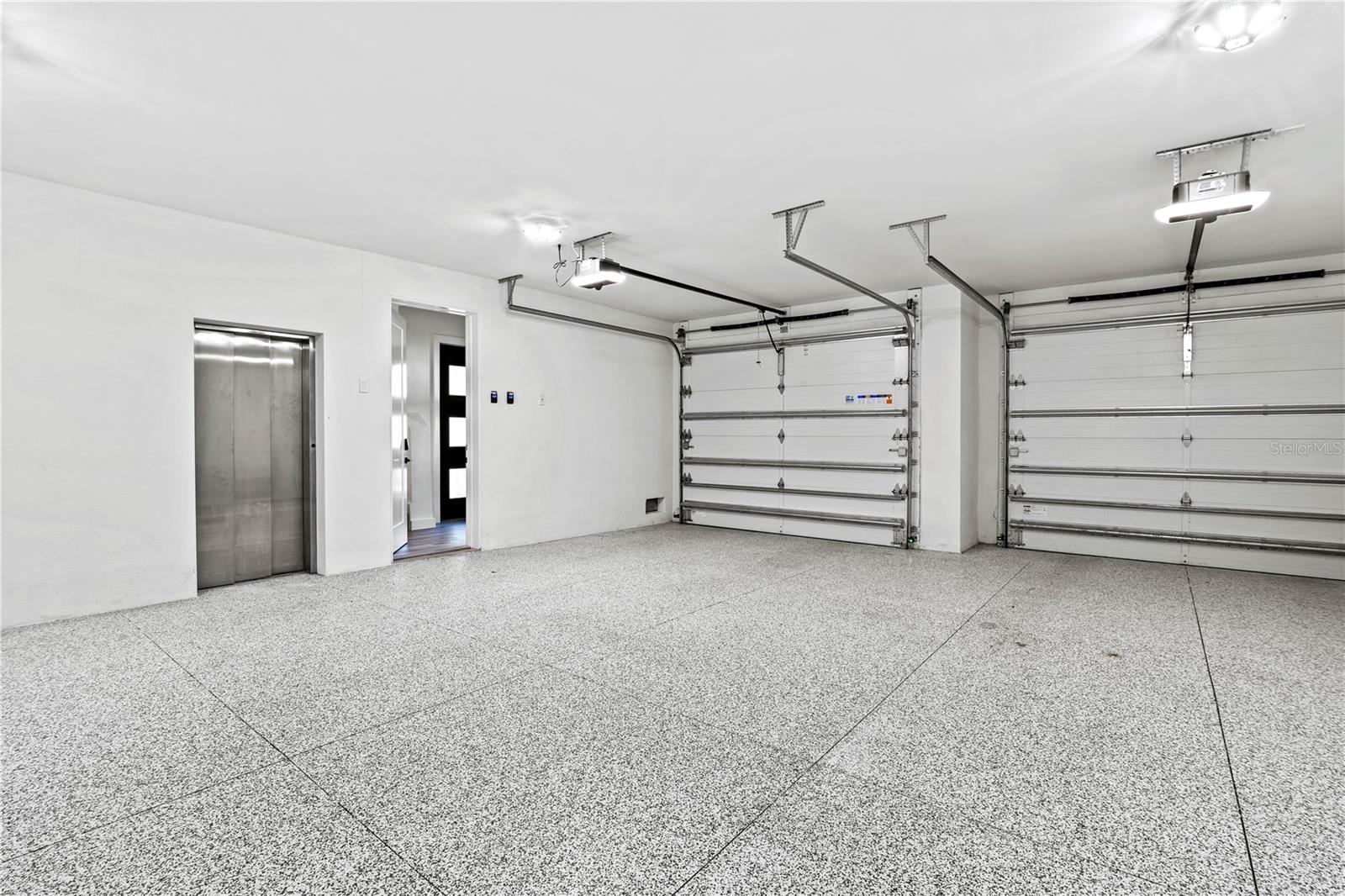 A4635010 Property Photo