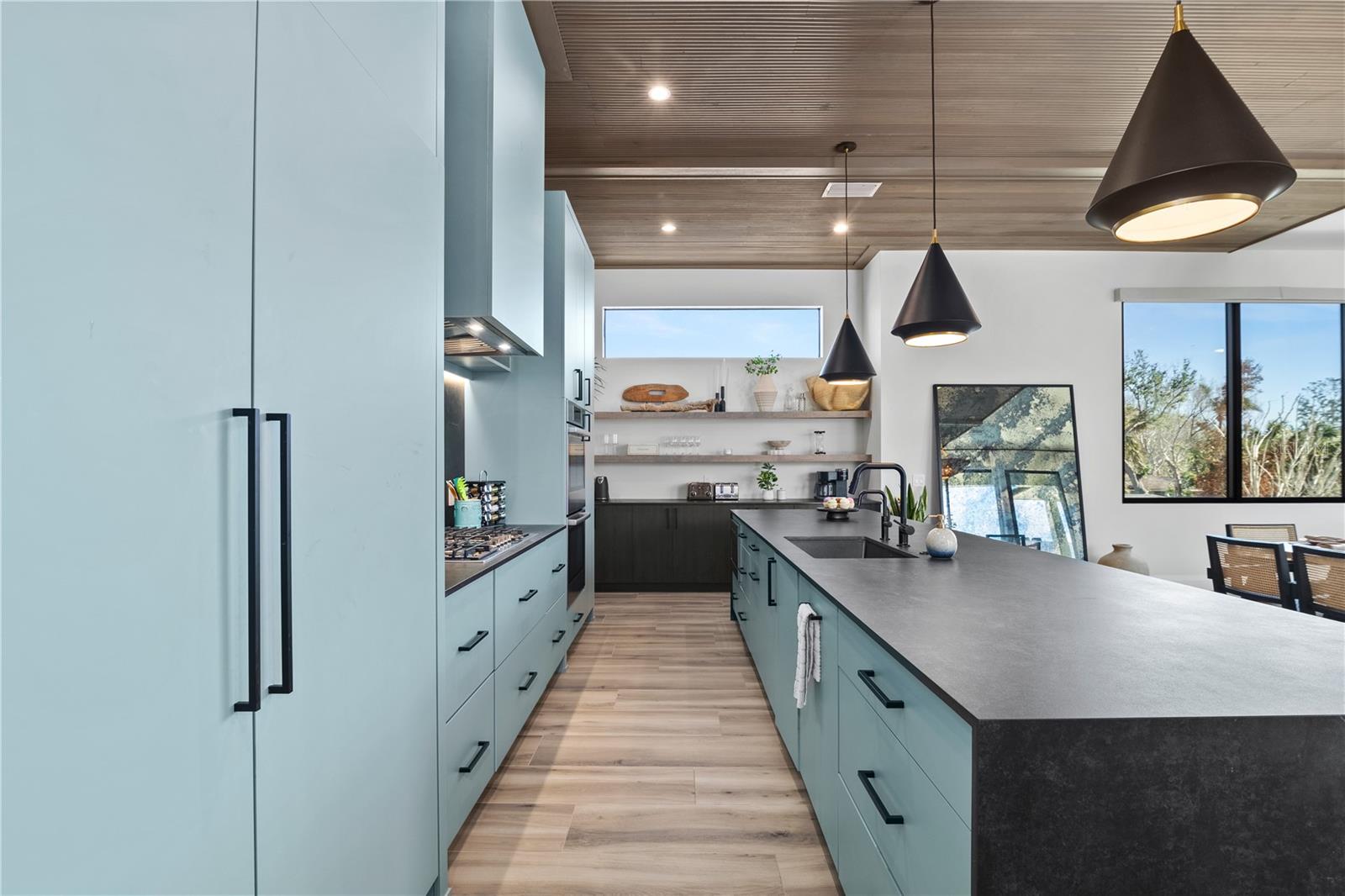 A4635010 Property Photo