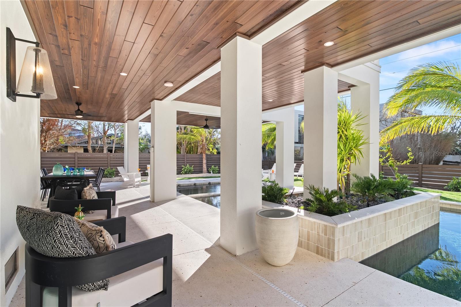 A4635010 Property Photo