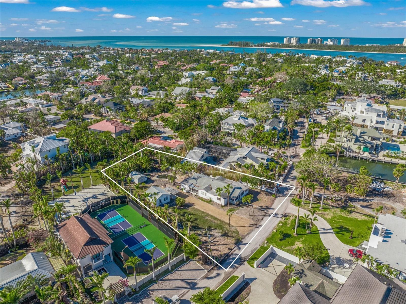 624 NORSOTA WAY, SARASOTA, FL, 34242