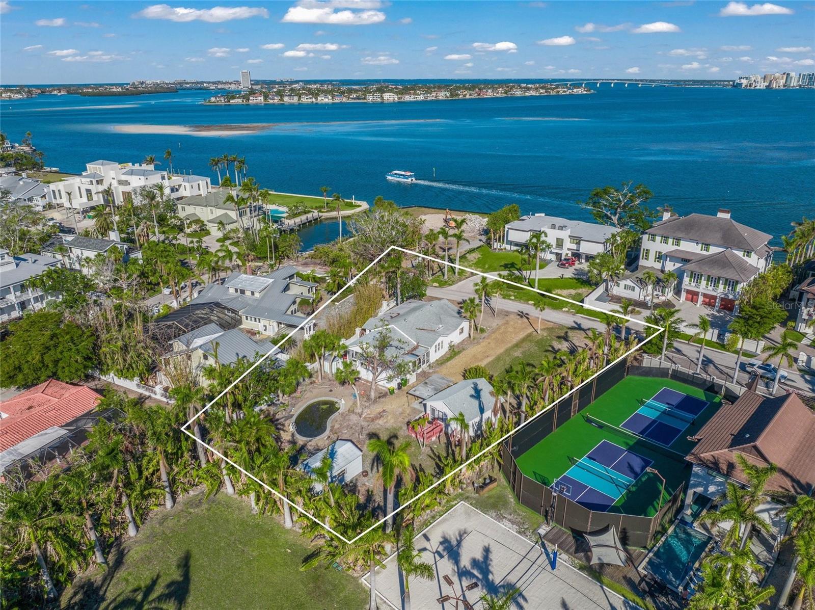 624 NORSOTA WAY, SARASOTA, FL, 34242