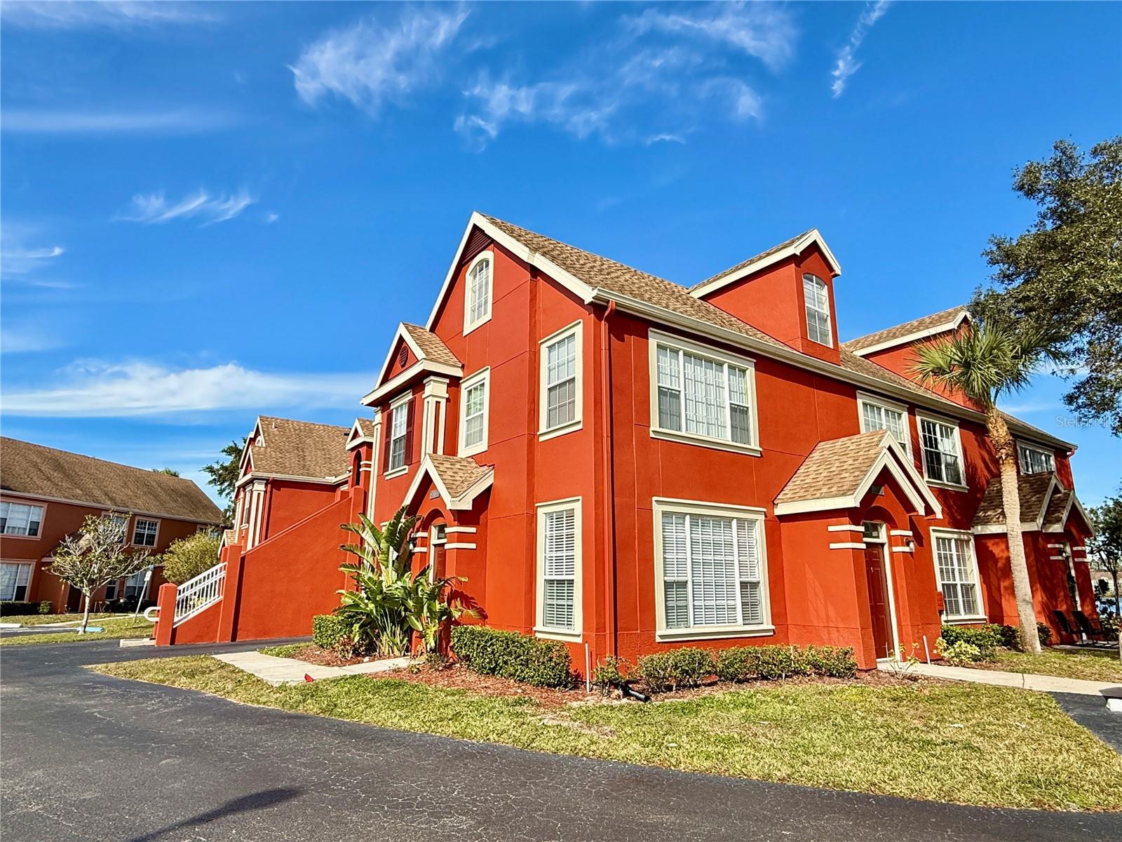 9580 LAKE CHASE ISLAND WAY #9580, TAMPA, FL, 33626