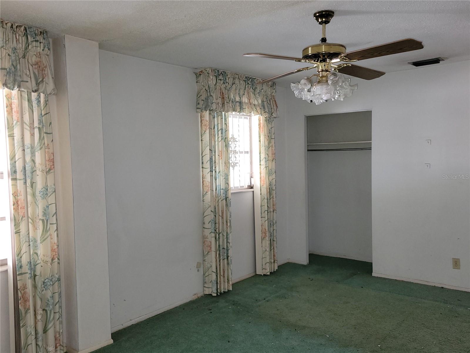 1070 N LIBBY CT, DAYTONA BEACH, FL, 32117