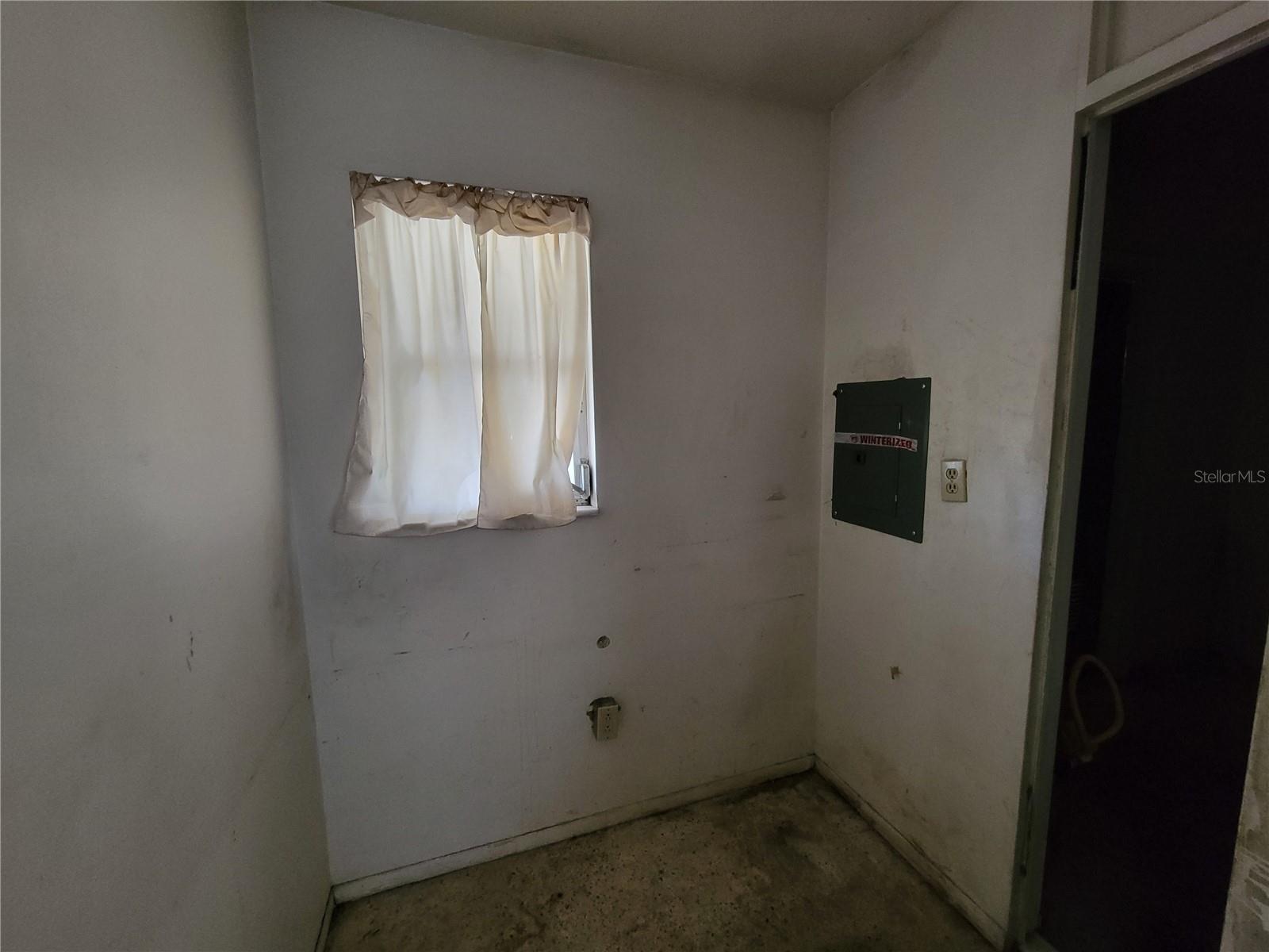 1070 N LIBBY CT, DAYTONA BEACH, FL, 32117