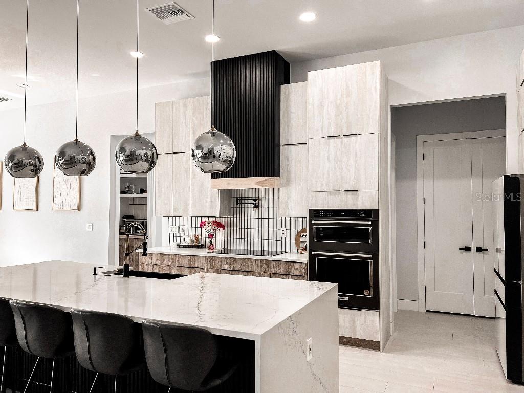 12149 CHAPMAN AVE, PORT CHARLOTTE, FL, 33953