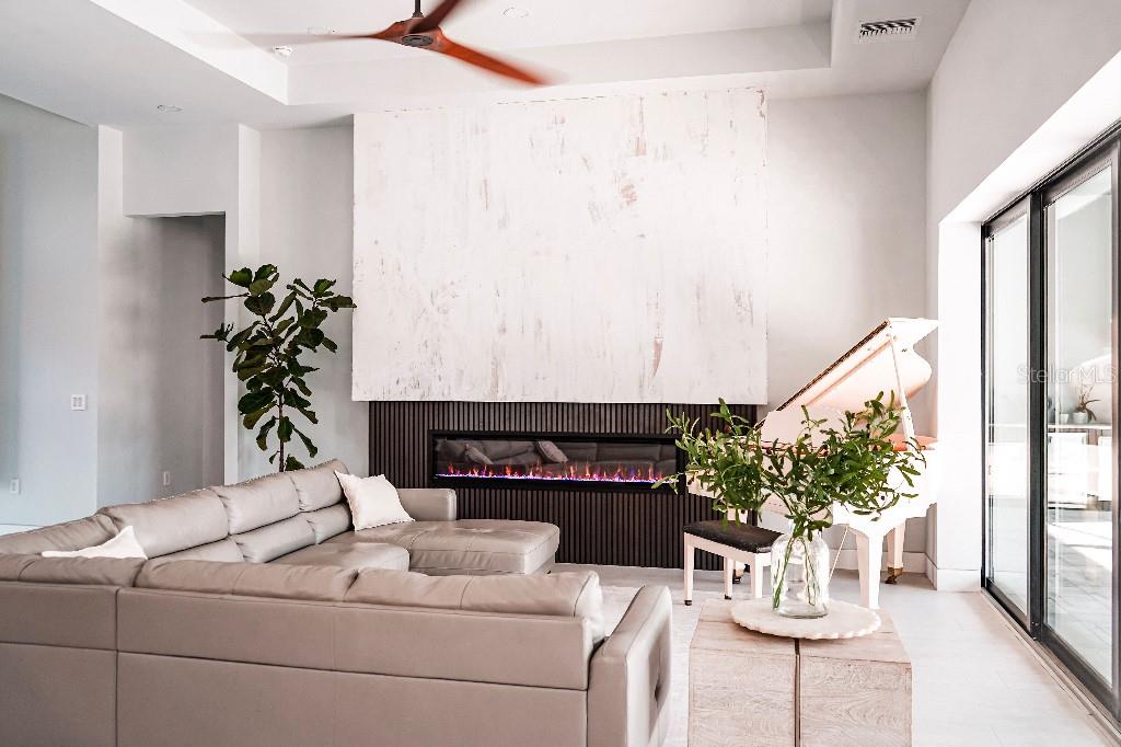 12149 CHAPMAN AVE, PORT CHARLOTTE, FL, 33953