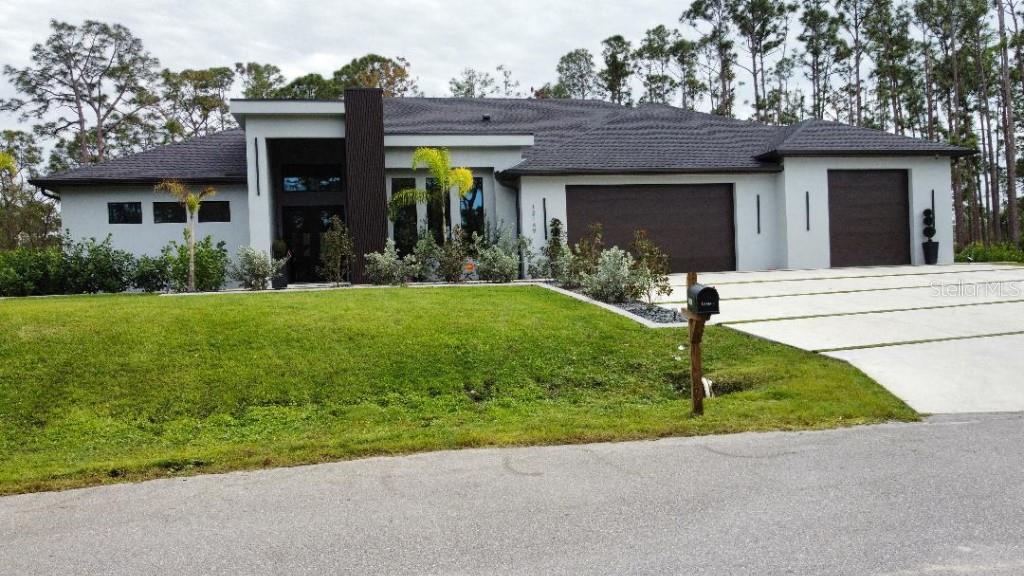 12149 CHAPMAN AVE, PORT CHARLOTTE, FL, 33953