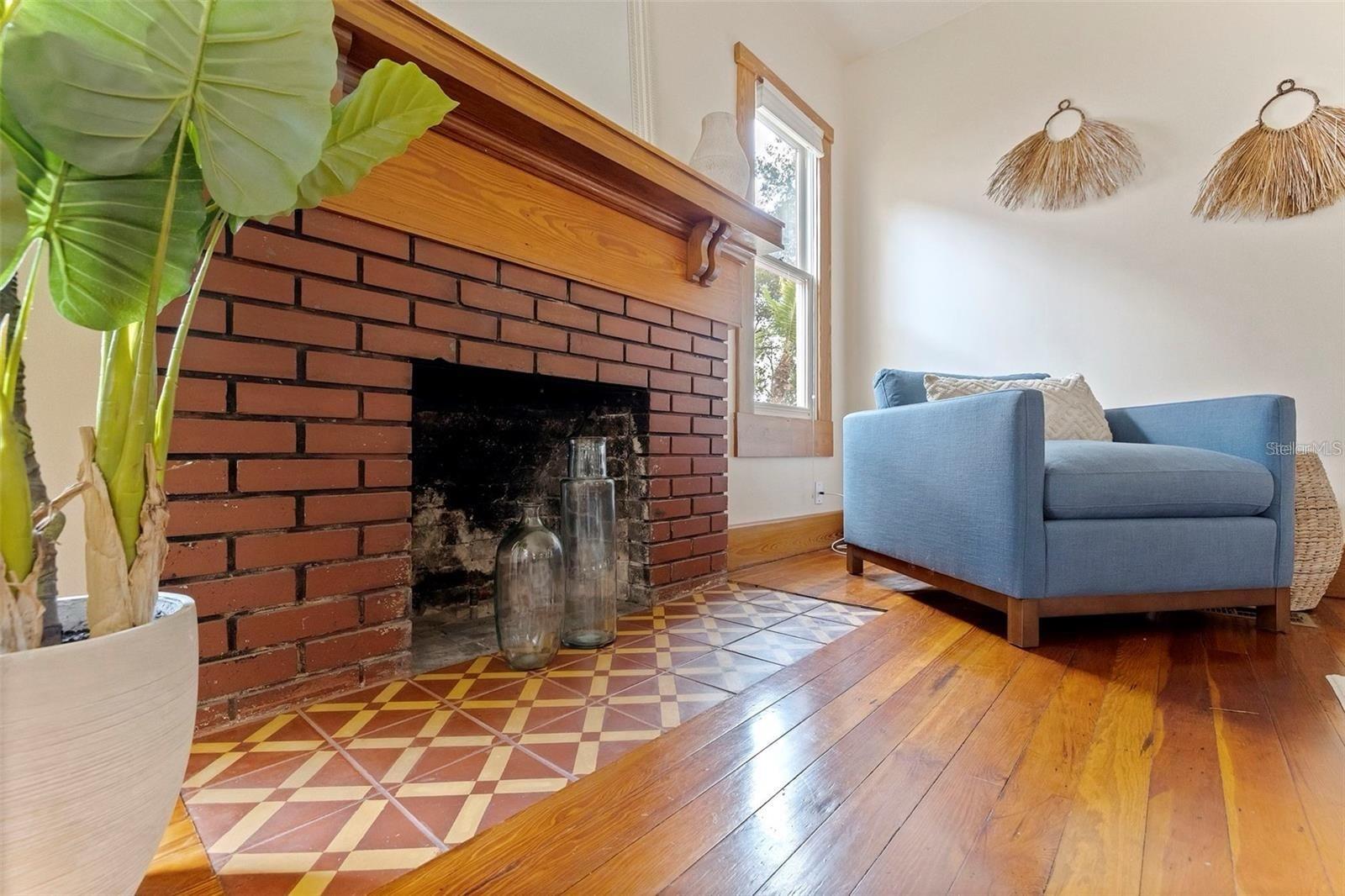 822 8TH AVE S, ST PETERSBURG, FL, 33701