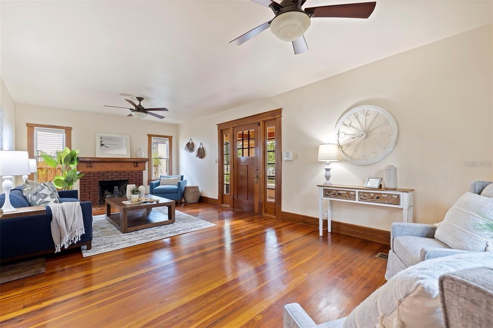 822 8TH AVE S, ST PETERSBURG, FL, 33701