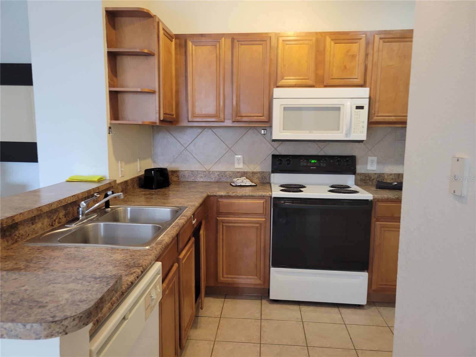 6177 METROWEST BLVD #203, ORLANDO, FL, 32835