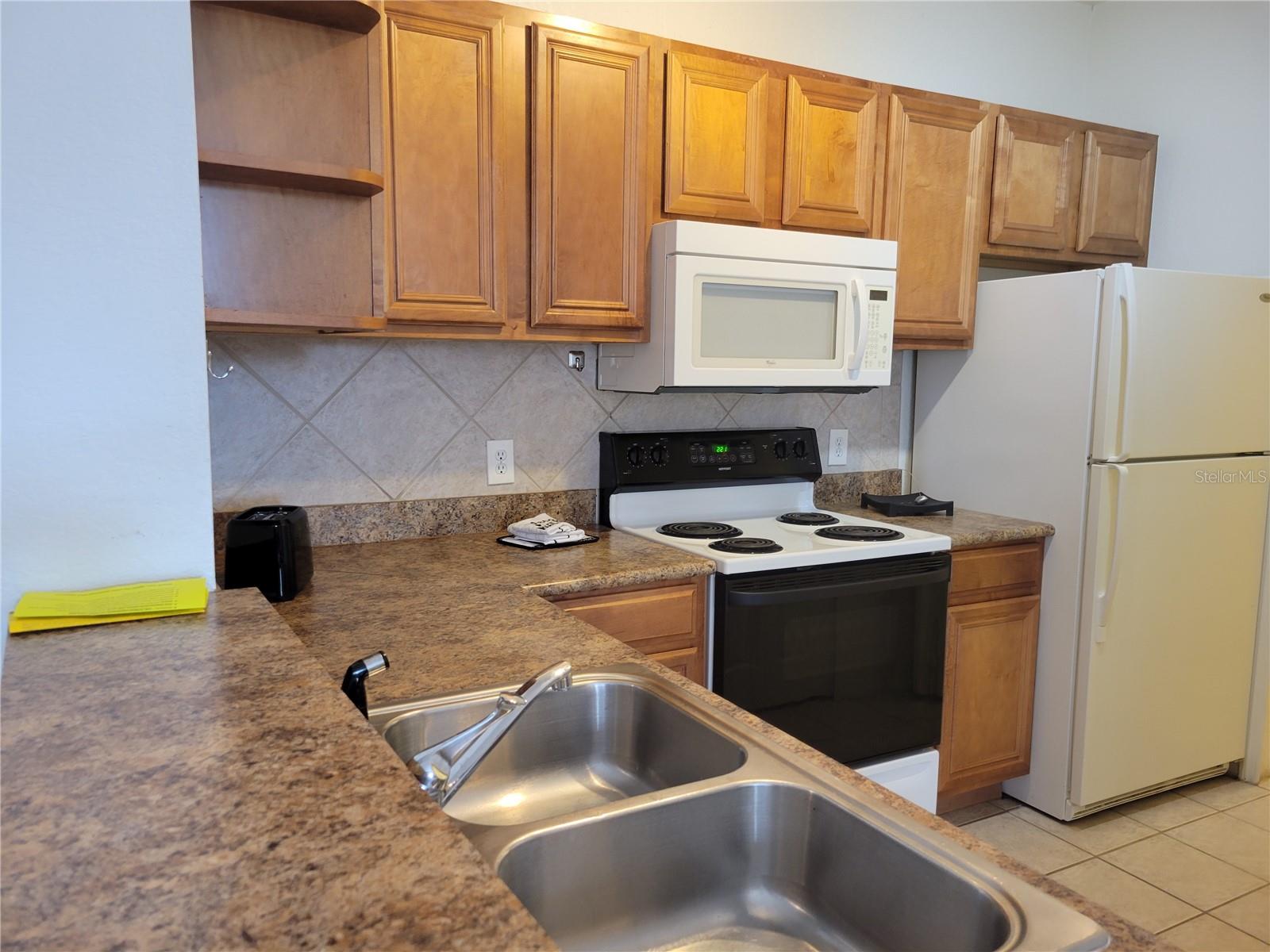 6177 METROWEST BLVD #203, ORLANDO, FL, 32835