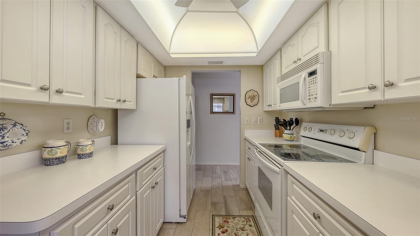 2621 GOLF COURSE DR #401, SARASOTA, FL, 34234
