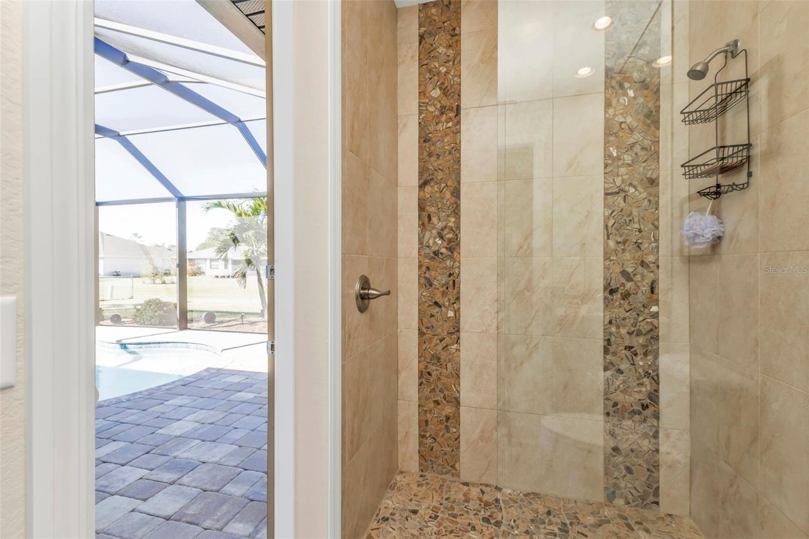 143 URUGUAY DR, PUNTA GORDA, FL, 33983