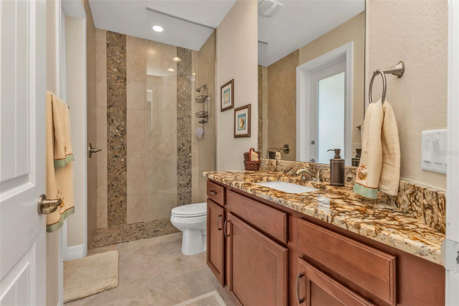 143 URUGUAY DR, PUNTA GORDA, FL, 33983