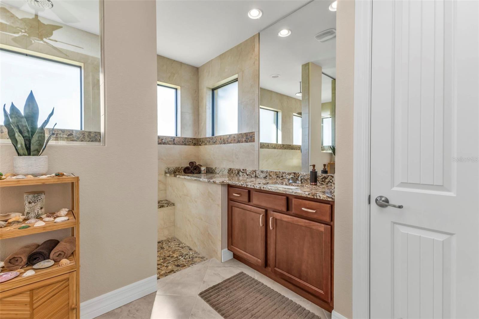 143 URUGUAY DR, PUNTA GORDA, FL, 33983
