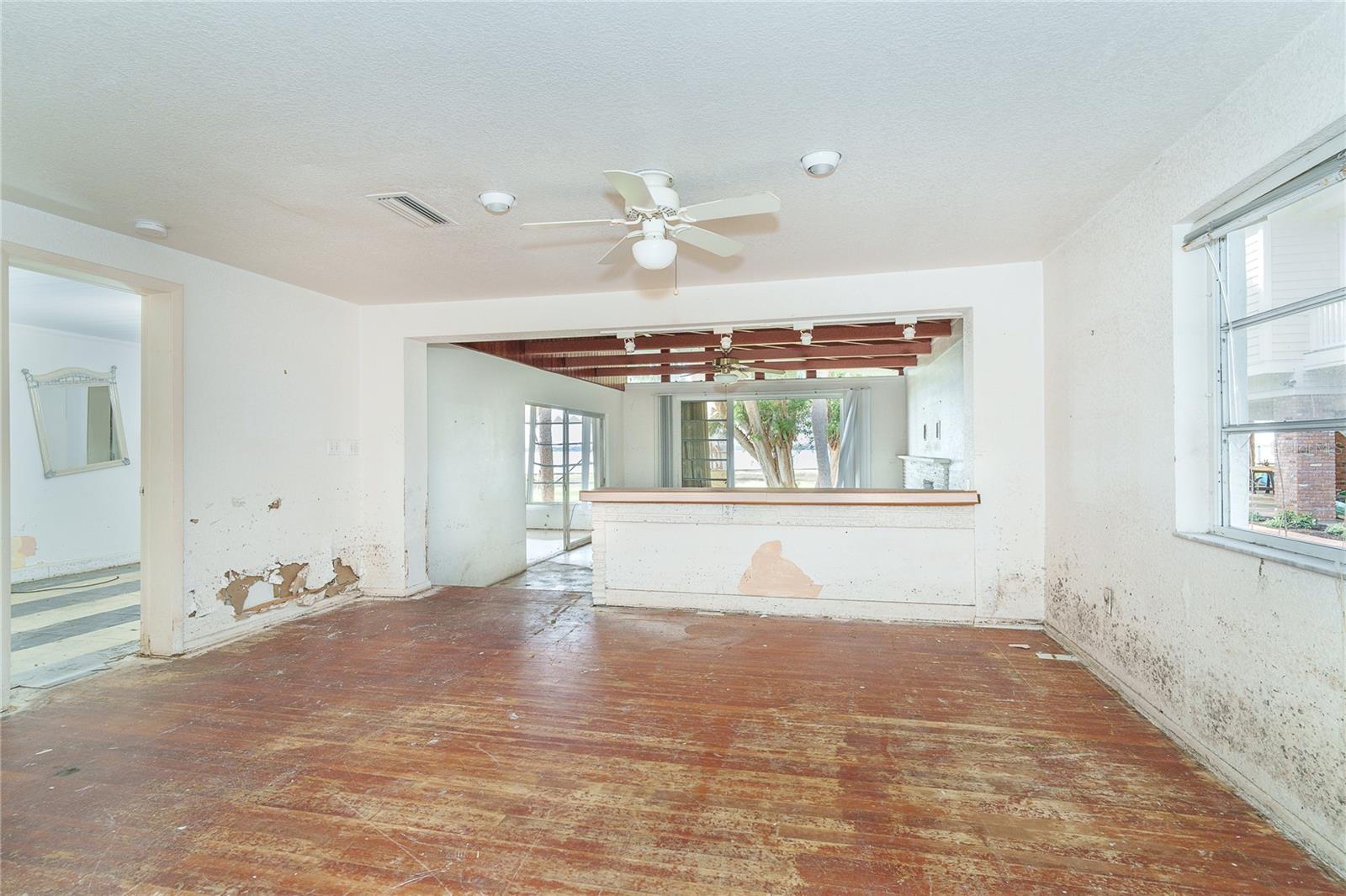 860 KNIGHTS LN, ENGLEWOOD, FL, 34223