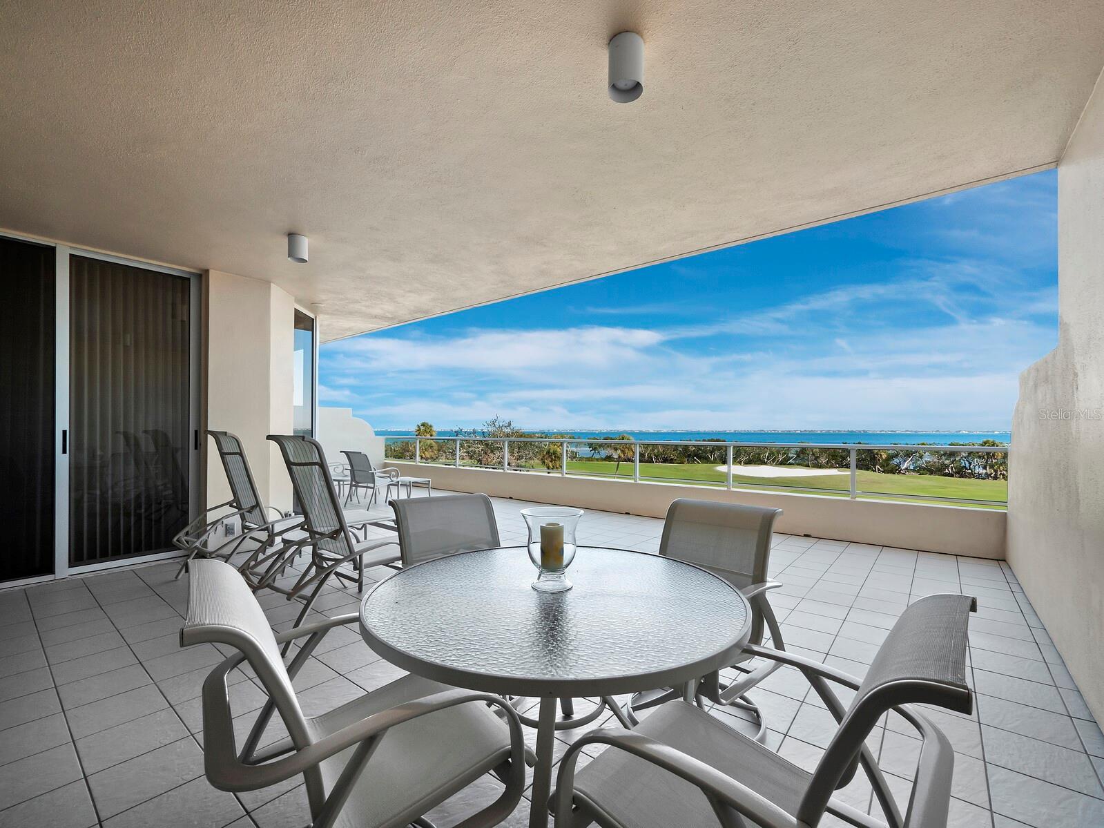 3060 GRAND BAY BLVD #113, LONGBOAT KEY, FL, 34228