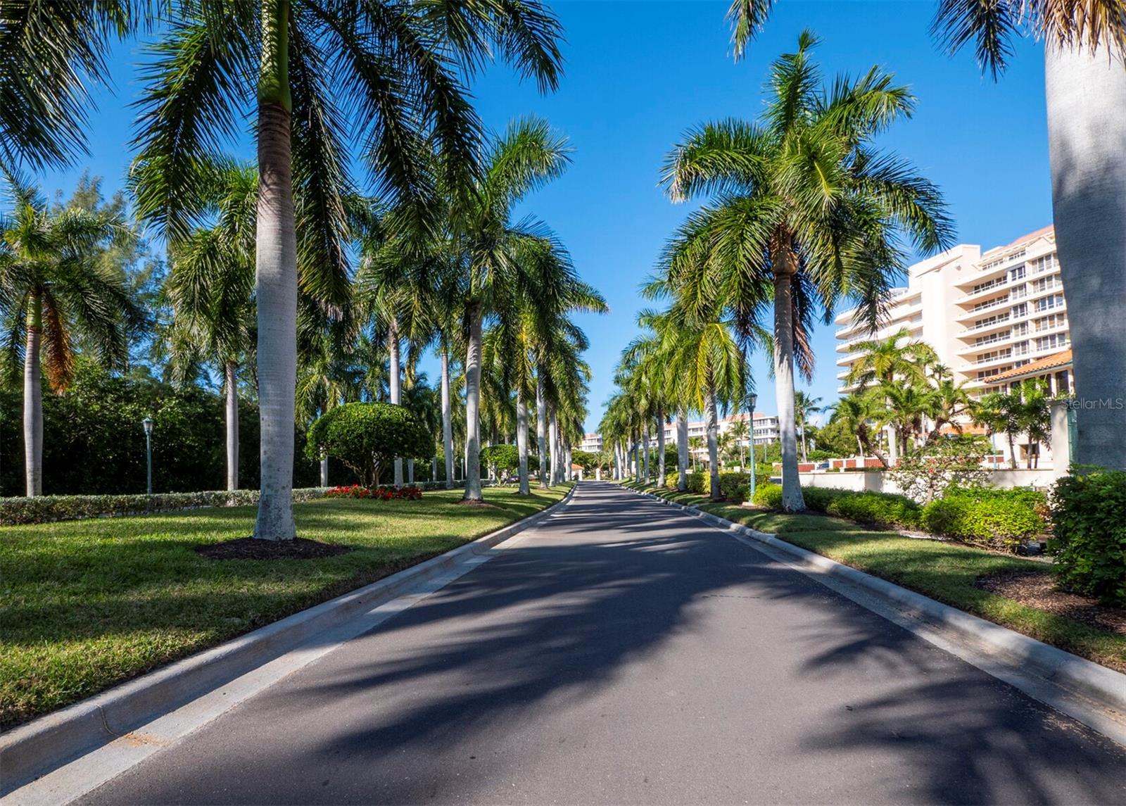 3060 GRAND BAY BLVD #113, LONGBOAT KEY, FL, 34228